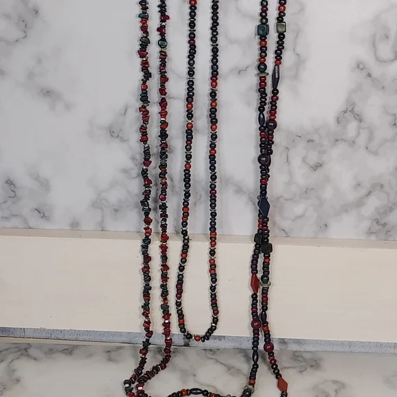 Colorful Layered Necklace Set - Picture 5 of 5